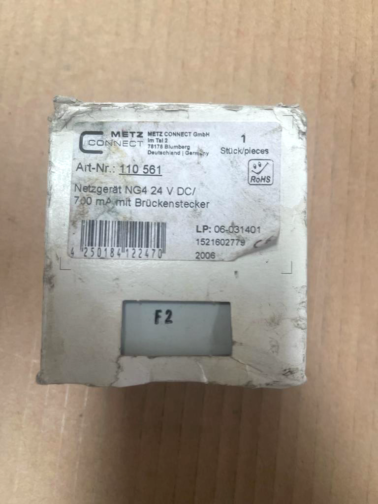METZ CONNECT 110561 NG4 24V DC Netzgerät