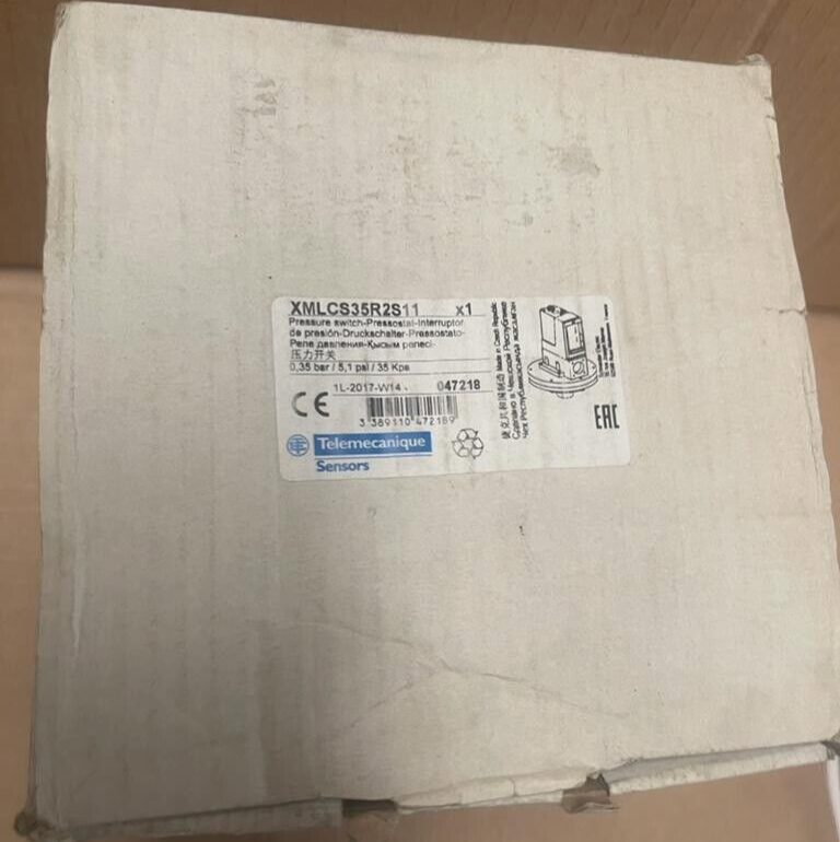 Telemecanique Sensors XMLCS35R2S11 Pressure Switch 0.35bar / 5.1psi