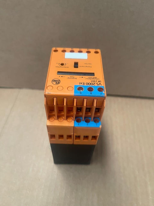 IFM - Control monitor for flow sensors SR2301 VS2000/ 24VDC/EXI/1G
