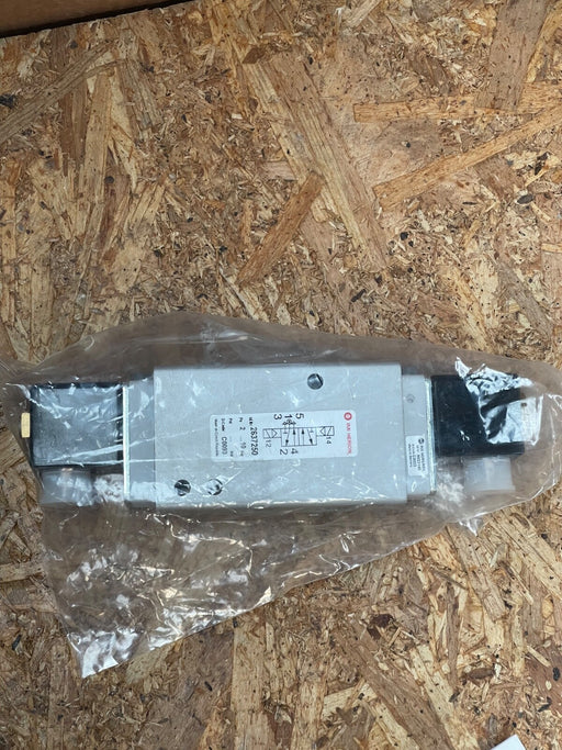 Norgren - 2637250 - 5/2-Way Pneumatic Solenoid Valve, G1/2”, 1.5–10 bar
