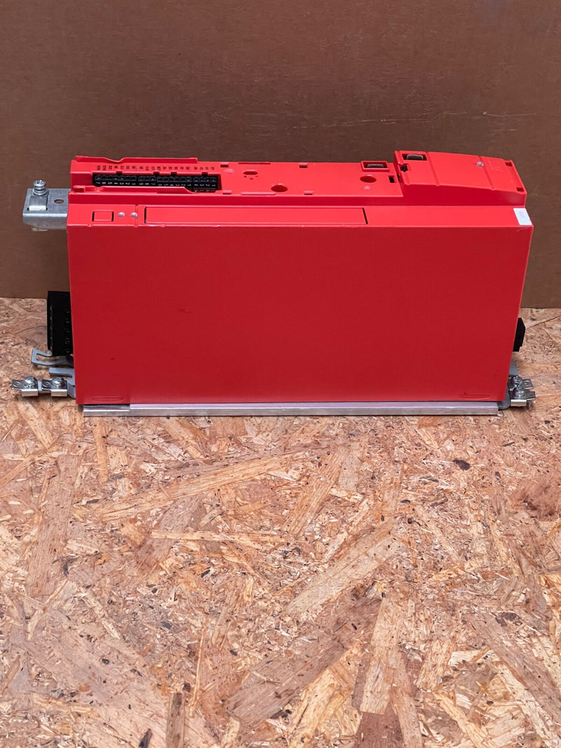 SEW‑EURODRIVE – MC07B0022‑2B1‑4‑00 – MOVITRAC B 2.2 kW 1Phase Frequency Inverter