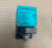 2xPCs Pepperl+Fuchs NBN40-L2-A2-V1 / 120992 Inductive Sensor