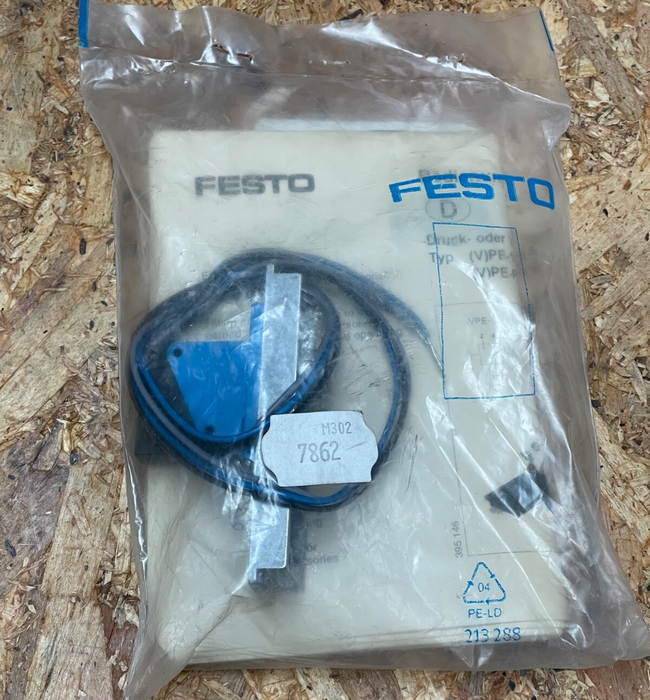 Festo - PE-1/8-2N-SW (7862) - Pneumatic-Electric Pressure Converter, G1/8”, 24 V