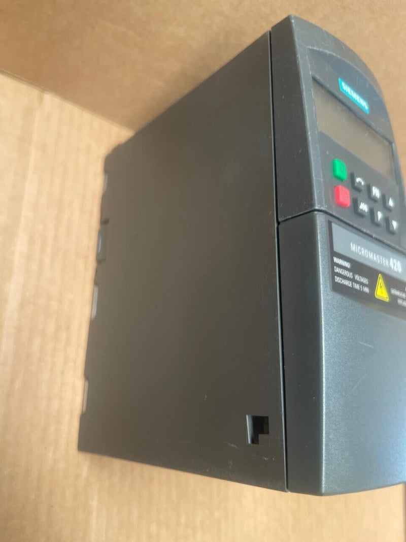 Siemens - 6SE6420-2UD15-5AA0 - MICROMASTER 420 Inverter, 0.55 kW, 3AC 380-480V