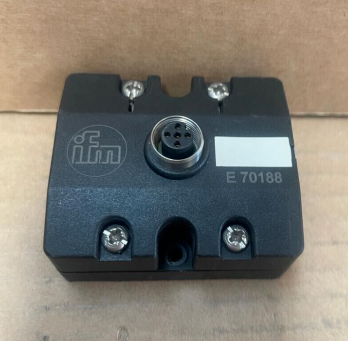 IFM - E70188 - Plug-in Socket, E 70188