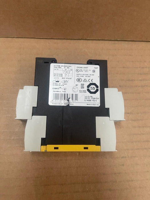 SIEMENS - 3TK2842-2BB41 - Saftey Relay