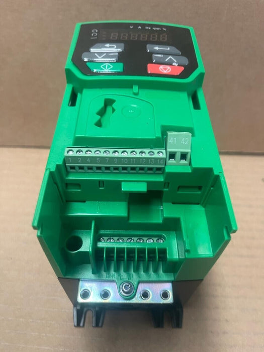 CONTROL TECHNIQUES Commander - C300-012 00042 A 0,75kW AC Speed Drive