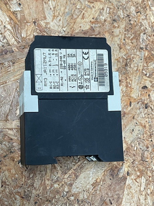 Telemecanique – RM3 JA112MU7 – RM3 Series Current Measurement Relay, 220–240 VAC