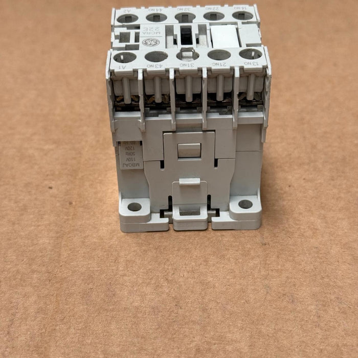 General Electric – MCRA022AT – C‑2000 Mini-Control Relay, 2 NO + 2 NC, 110–120 V