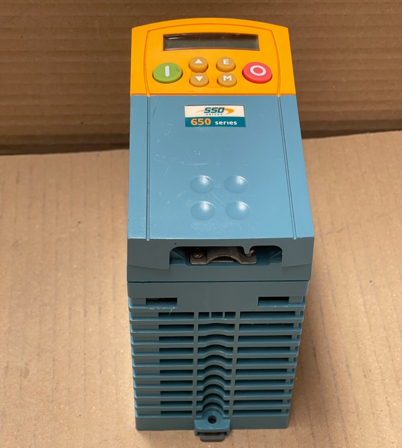 Eurotherm – 650/003/230/F/00/DISP/GR/0/0 – 650 Series AC Drive Inverter