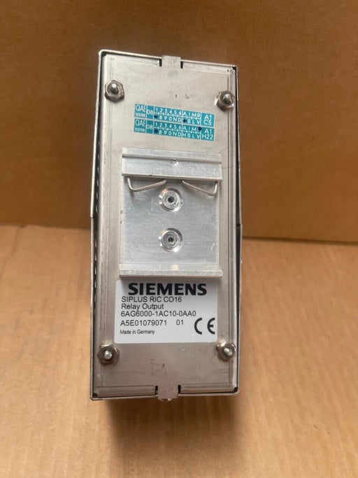 Siemens - 6AG6000-1AC10-0AA0 - SIMATIC IPC427E, Embedded Industrial PC