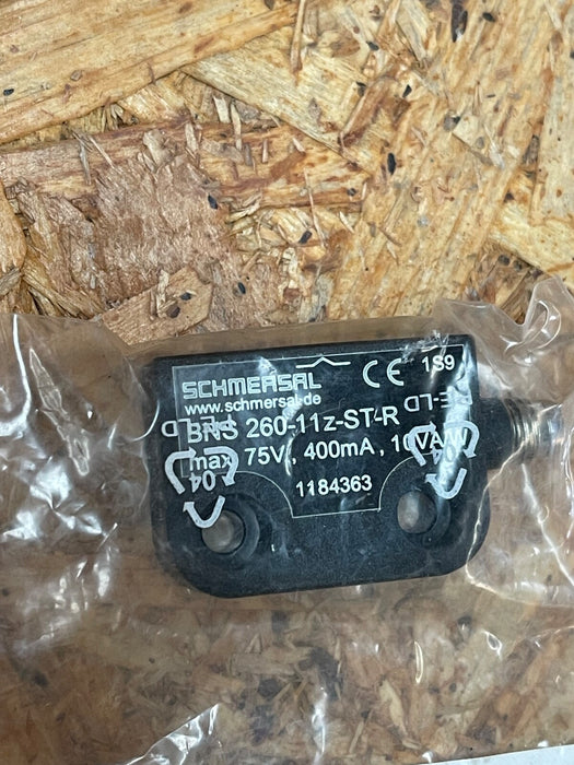 Schmersal - BNS 260-11Z-ST-R - Magnetic Safety Sensor, 1 NO/1 NC, M8 Connector