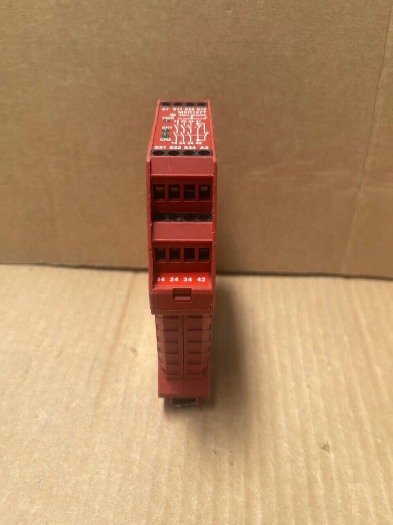 Allen-Bradley - MSR127T - Guardmaster Safety Relay, 24V AC/DC, 3NO/1NC Outputs