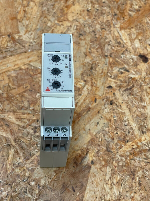 Carlo Gavazzi – DMB01CM24 – Multi‑Function DIN‑Rail Timer Relay 0.1 s to 100 h