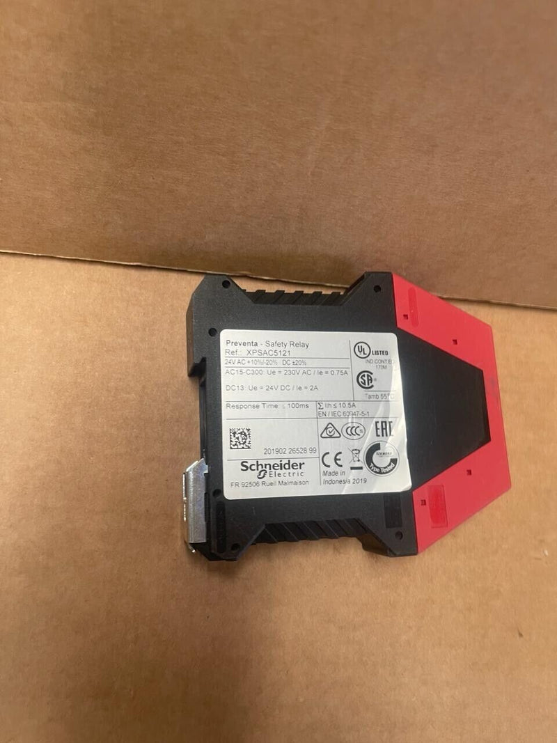 Schneider Electric Preventa - XPSAC5121 - Safety Relay