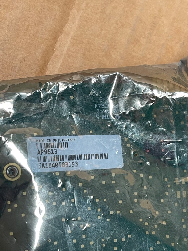 Schneider Electric AP9613 – Dry Contact I/O SmartSlot Card for UPS