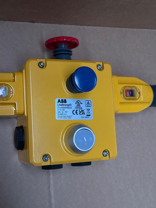 ABB – 2TLA050204R0332 (LineStrong3D) – Heavy‑Duty Pull‑Wire E‑Stop, 4NC + 4NO