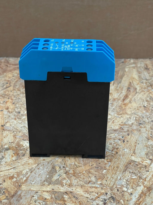 Duelco – NST‑4 24 V DC (Part No. 42051244) – Emergency‑Stop / Safety Relay