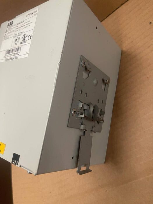 ABB - CP-B 24/10.0 1SVR427060R1000 - Netzgerät