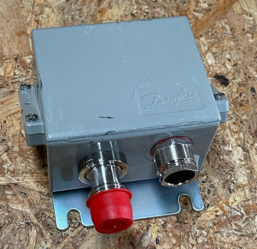 Danfoss – EMP 2 (084G2112) – Gauge Pressure Transmitter, 0–25 bar 4–20 mA Output