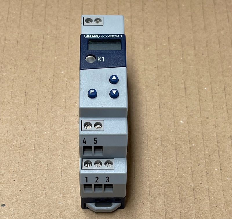JUMO – 701050/888‑02 – eTRON Series Digital Thermostat/Temperature Controller