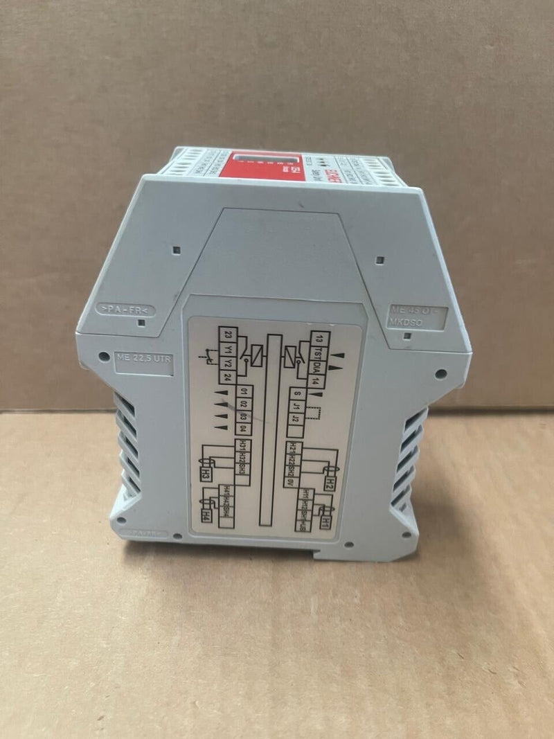Euchner - CES-A-AEA-04B - Non-Contact Safety Switch, RFID, 4-pin