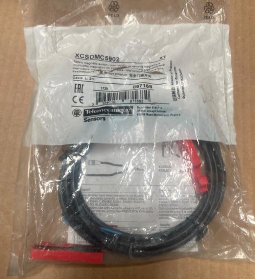 Telemecanique – XCSDMC5902 – Coded Magnetic Safety Interlock Switch 1NC+1NO 24 V