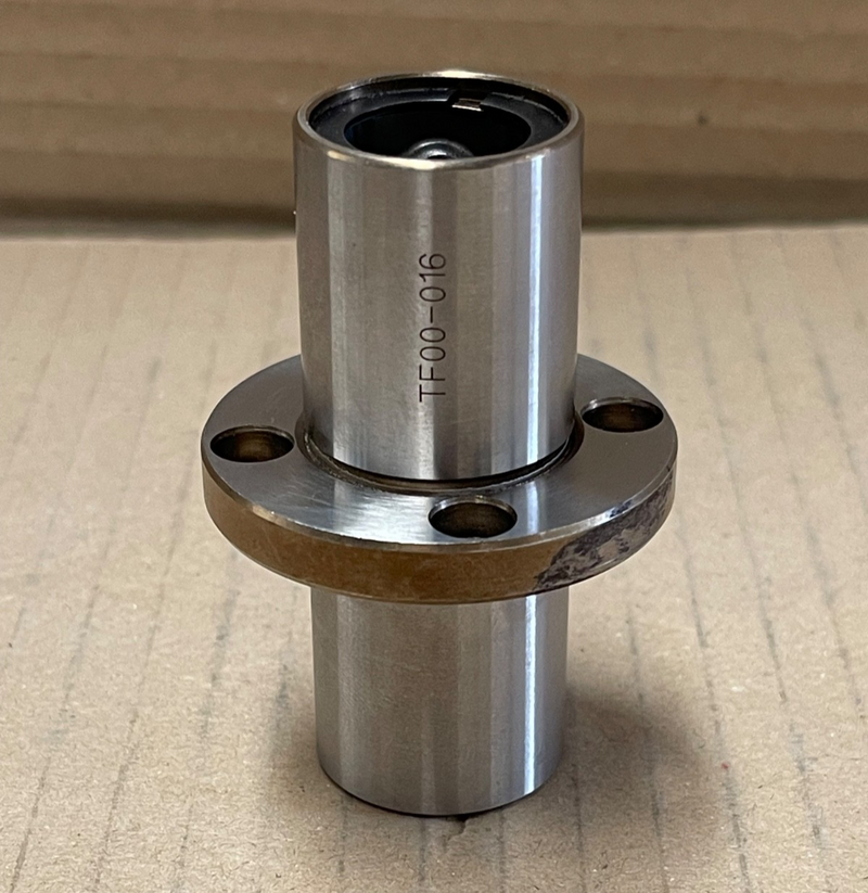 Dr. Tretter – TF00‑016 – Precision Flange Shaft Adapter / Coupling Component