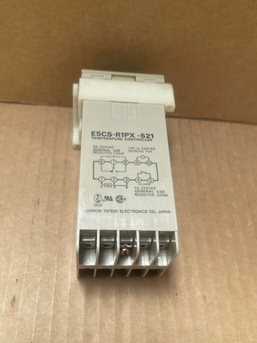 Omron – E5CS-R1PX-521 – 48×48 mm Digital Temperature Controller, Relay + Alarm O