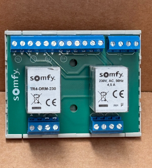 Somfy – TR4‑DRM‑230 (1822292) – 4-Motor DIN Rail Isolator Relay, 230V AC