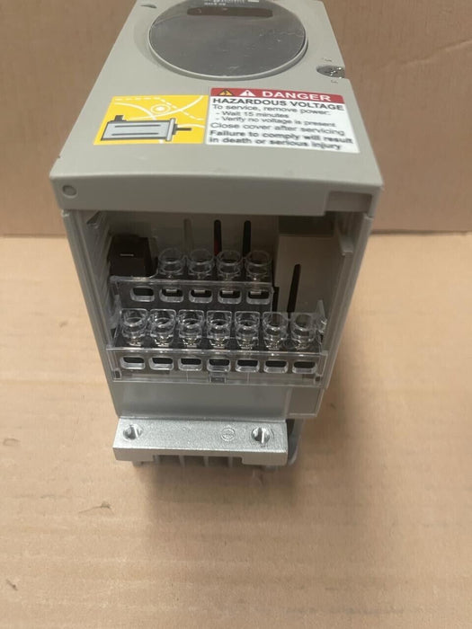 Schneider Electric SD326DU25S2 Lexium SD3 LXM motion control stepper motor drive