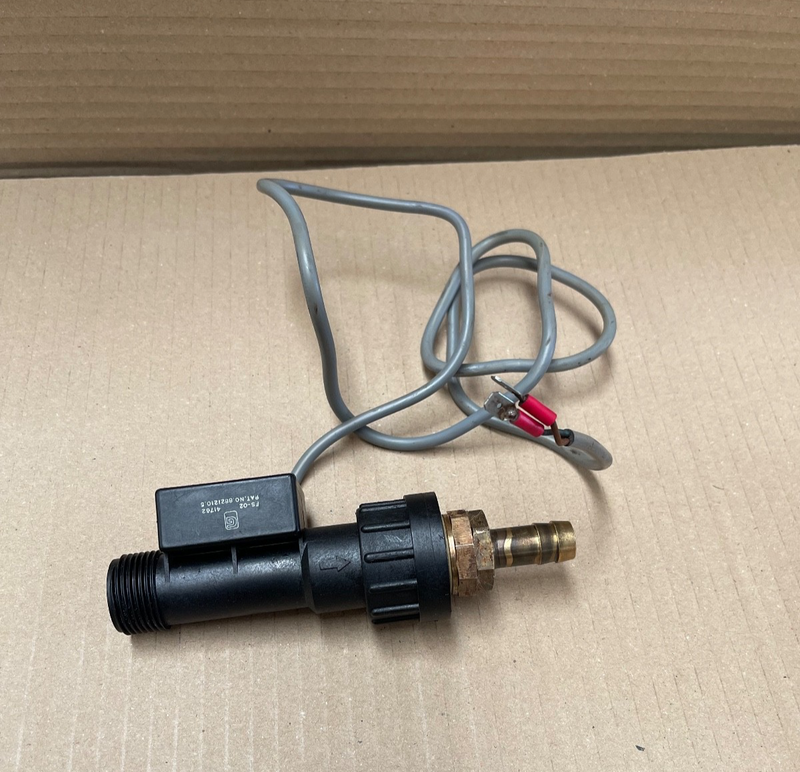 TE Connectivity – FS‑02 (8821210.5) – Liquid Flow Switch SPST Vertical ¾″ BSP