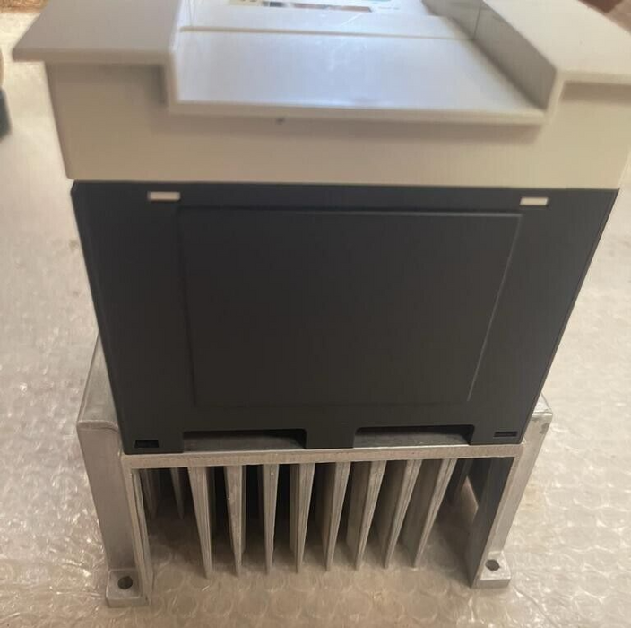 Moeller, DF5-340-2K2, 400V 2,2kW AC Frequency Inverter Variable Speed Drive