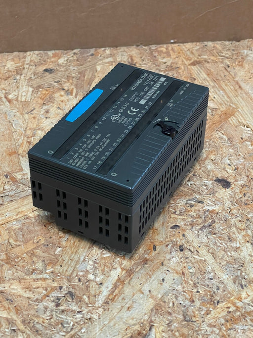 GE Fanuc – IC200MDL750C – VersaMax 32‑Point 12/24 VDC Discrete Output Module