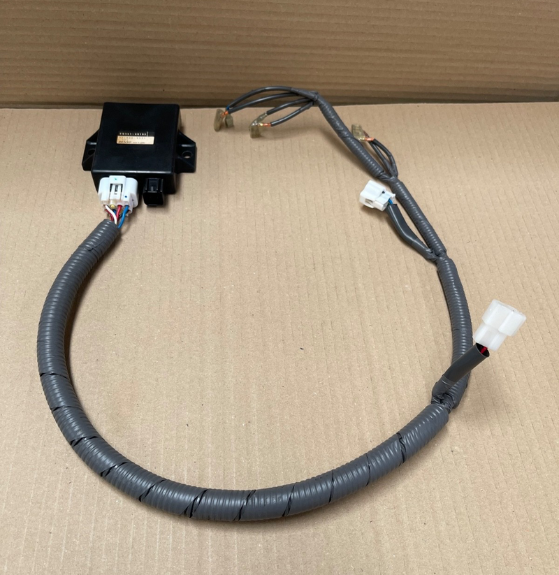 Kubota – EG561‑68102 – OEM Igniter Distributor for DF972/WG972 Engines