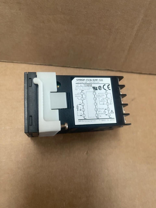 OMRON - E5CN-R2MP-500 - Temperature Controller