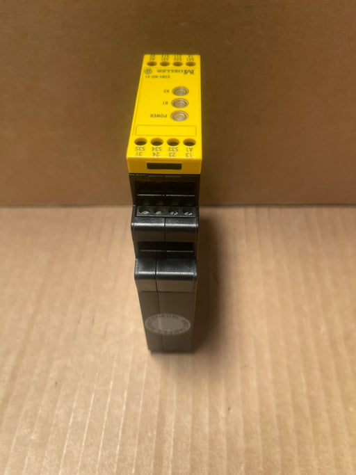 Moeller – ESR4-N0-21 – Safety Relay, 24 V AC/DC, 4 Enabling Contacts