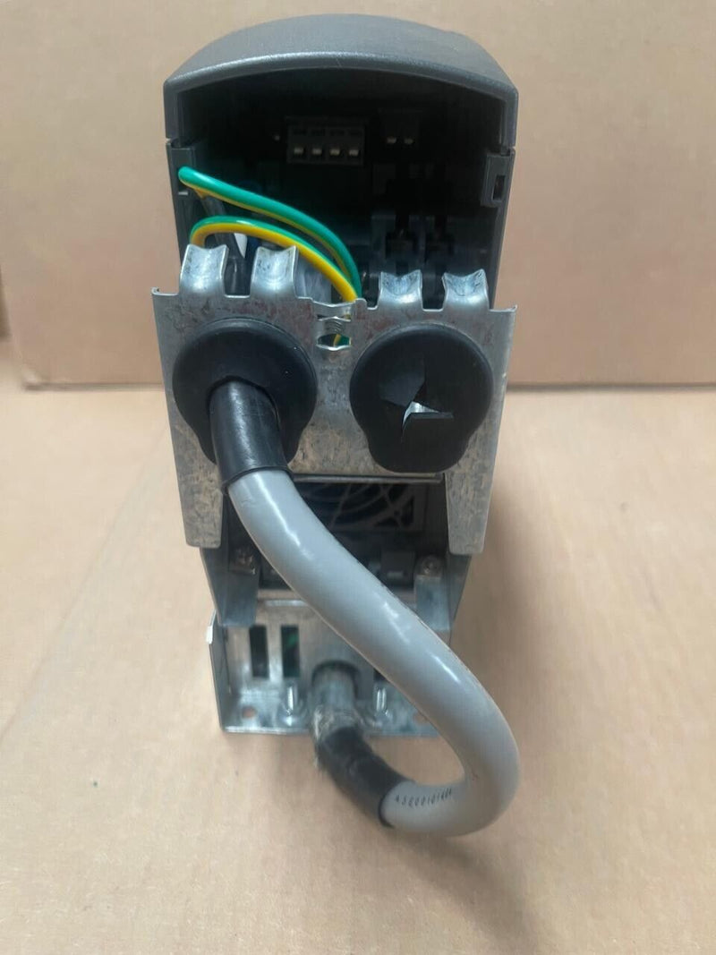 Siemens - 6SE6420-2UD21-5AA1 - MICROMASTER 420 VFD, 1.5 kW, with Filter