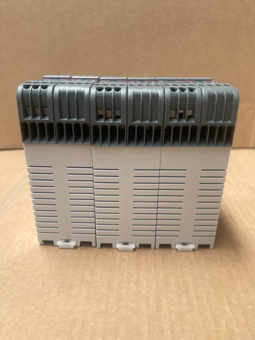 ABB - 2TLA010026R0500 - RT6 Safety Relay, 230 VAC, 3NO/1NC Contacts