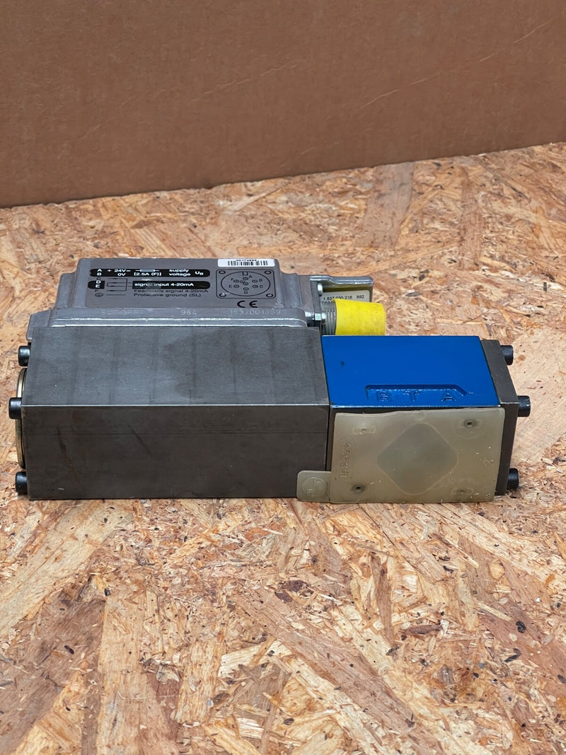 Bosch Rexroth - 0811404633 - 4WRPEH6C3B24L-2X/G24K0/F1M - Proportional Servo