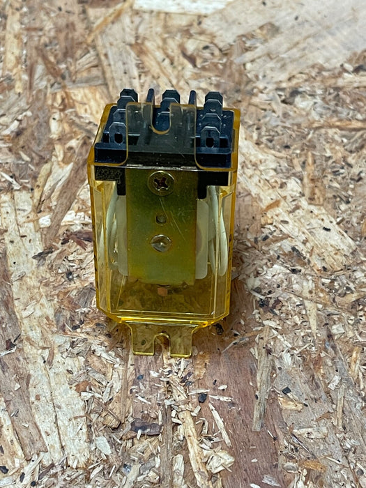 IDEC – RR3B‑UDC24V – 3PDT Power Relay, 10 A, 24 V DC Coil, LED Indicator