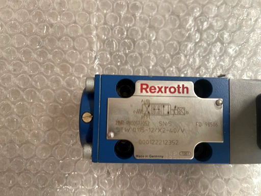 Rexroth R900572052 STW 0115-12/X2-40/V Wegeventil