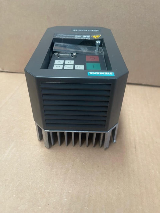 Siemens 6SE3111-5CA40 MICROMASTER VFD, 250W, 1/3-Phase, 230V AC