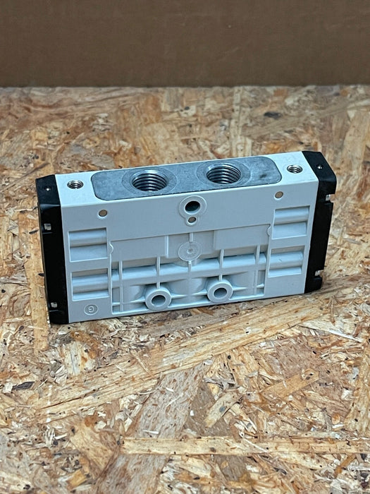 Rexroth – 0820258002 – TC15 Series 5/2-Way Pneumatically Piloted Valve, G 1/4