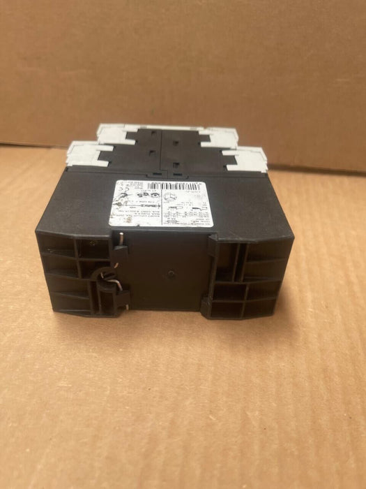 SIEMENS SIGUARD - 3ТК2825-2BB40 - Safety Relay