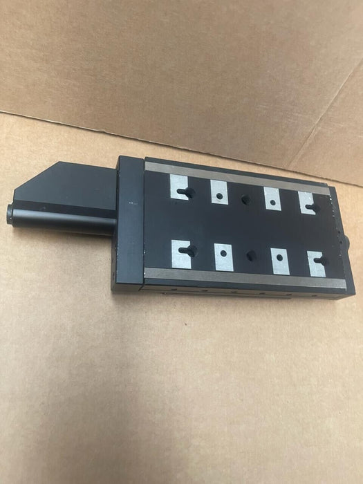 PI - M-405.CGX - M-405.CG - Precision-class linear drive