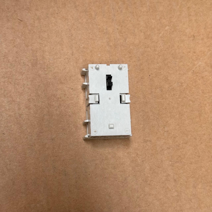 Benedikt & Jäger – HKM22 – 2NO + 2NC Auxiliary Contact Block for K1 Mini Contact