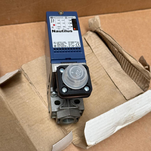 Telemecanique – XMLA020A2C11 – 20 bar Pressure Switch, 1 SPDT, G¼ Thread