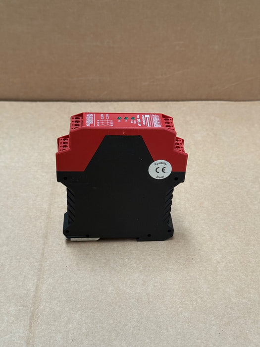 Schneider Electric – XPSAF5130P – Preventa Emergency‑Stop Safety Relay, 3 NO