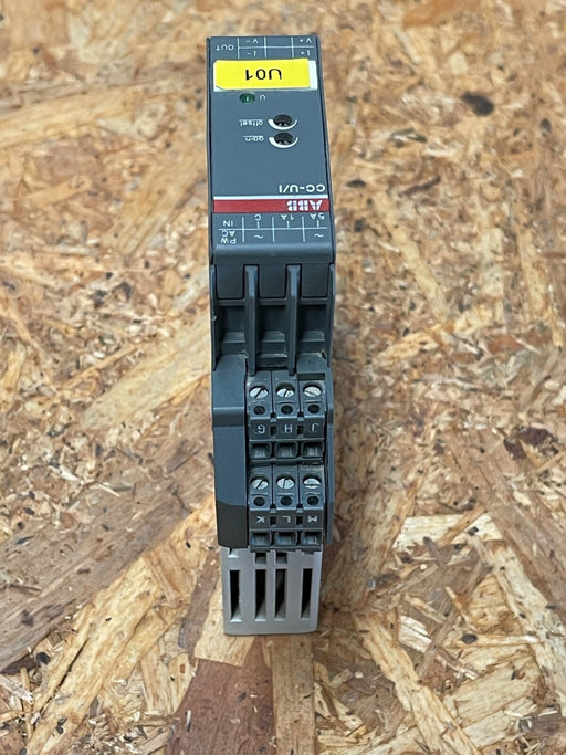 ABB - 1SVR040007R0200 - CC-U/I Universal Signal Converter, 0–5A Input, ±11V Outp